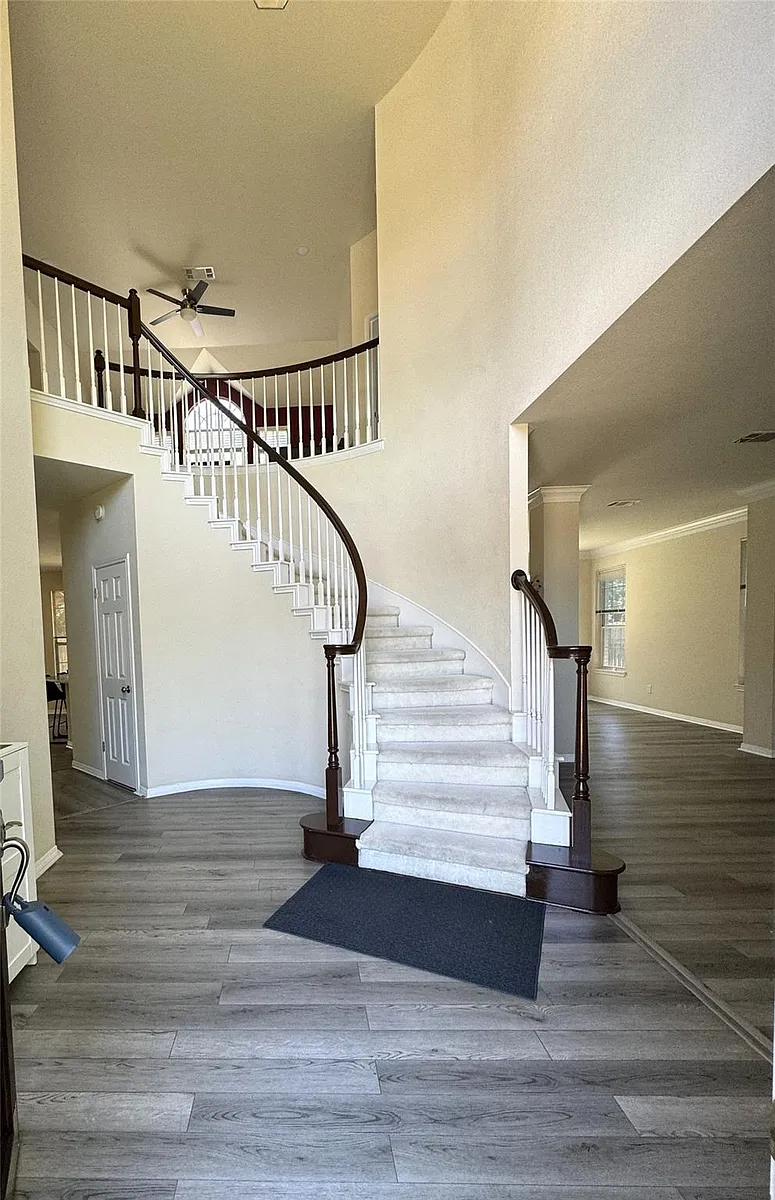 Building Photo - 8807 Splitarrow Dr