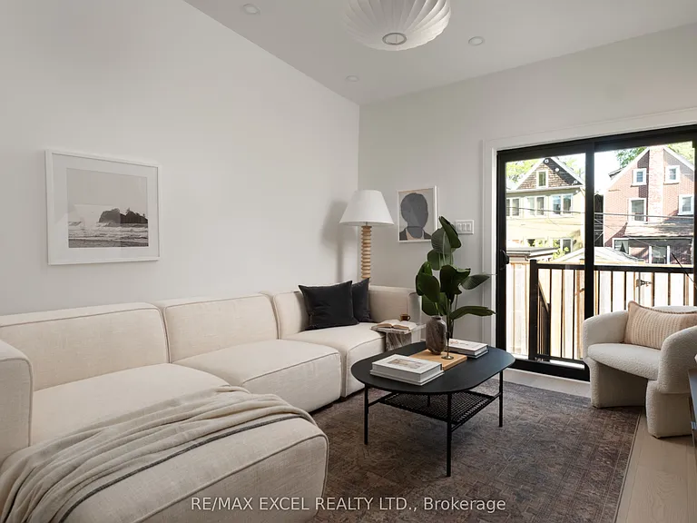 254 Bain Ave — Photo 15