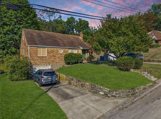 3013 Hebron Dr, Pittsburgh, PA 15235