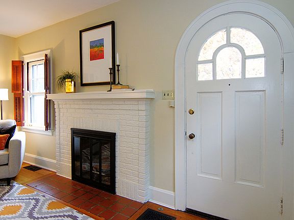 3rd image of 1228 Paxton Ave