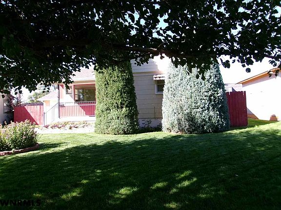 2nd image of 1518 Avenue L