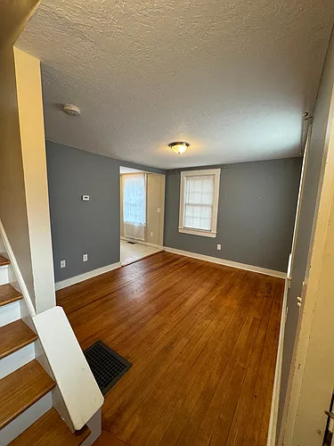 122 Raleigh Way Photo 1