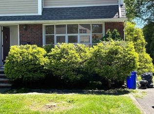 94 Cortland Pl, Tenafly, NJ 07670
