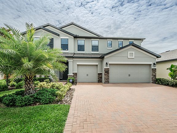 3rd image of 716 Wellington Ct
