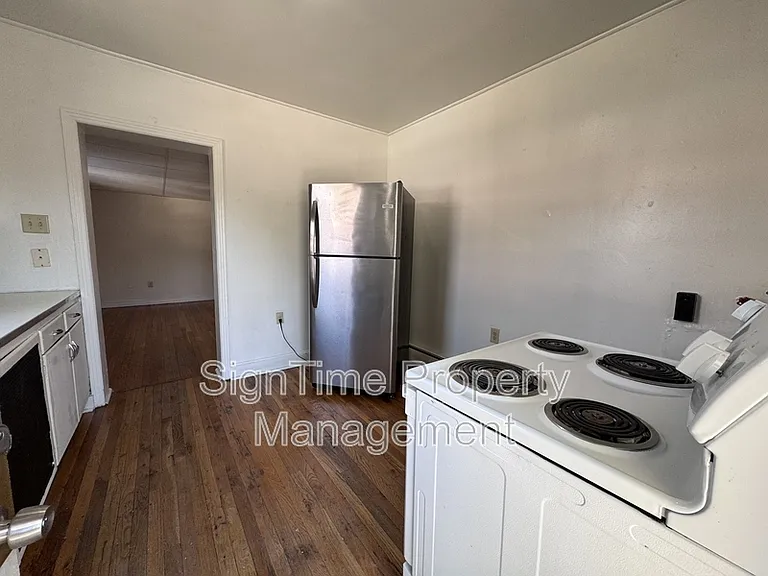821 Washington Ave #1W — Photo 14