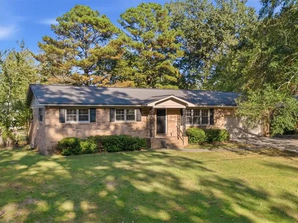 126 Morgan Dr NW, Rome, GA 30165
