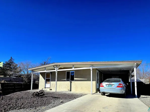 302 Marce Ln, Gallup, NM 87301