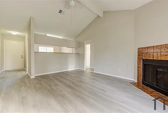 20135 Telegraph Square Ln — Photo 8
