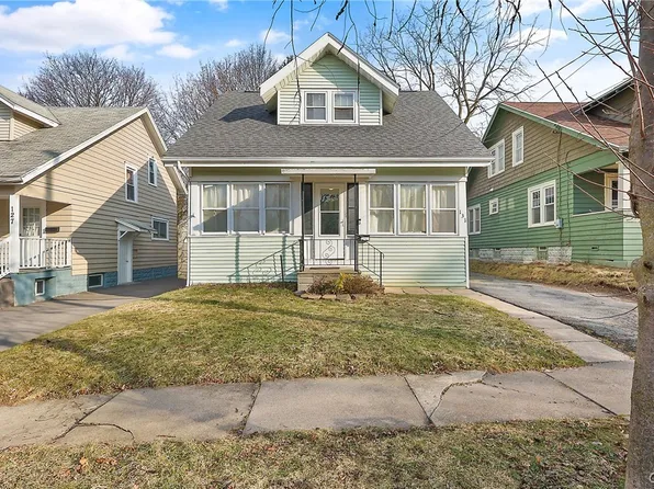 131 Winthrop Rd, Syracuse, NY 13206