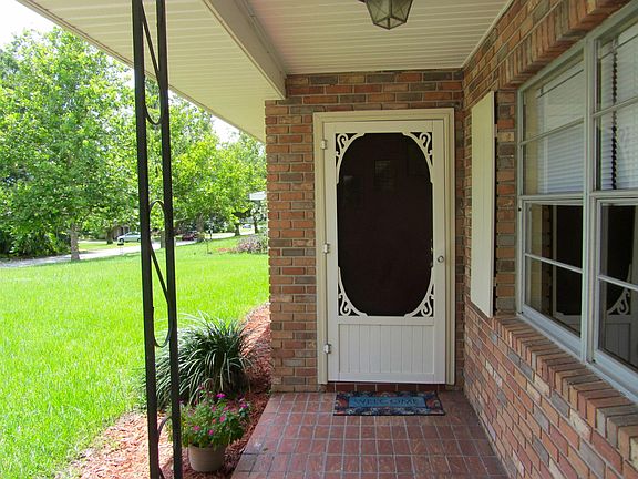 2nd image of 1626 Rose Dr