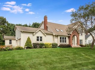 67 Fairway Xing, Glastonbury, CT 06033