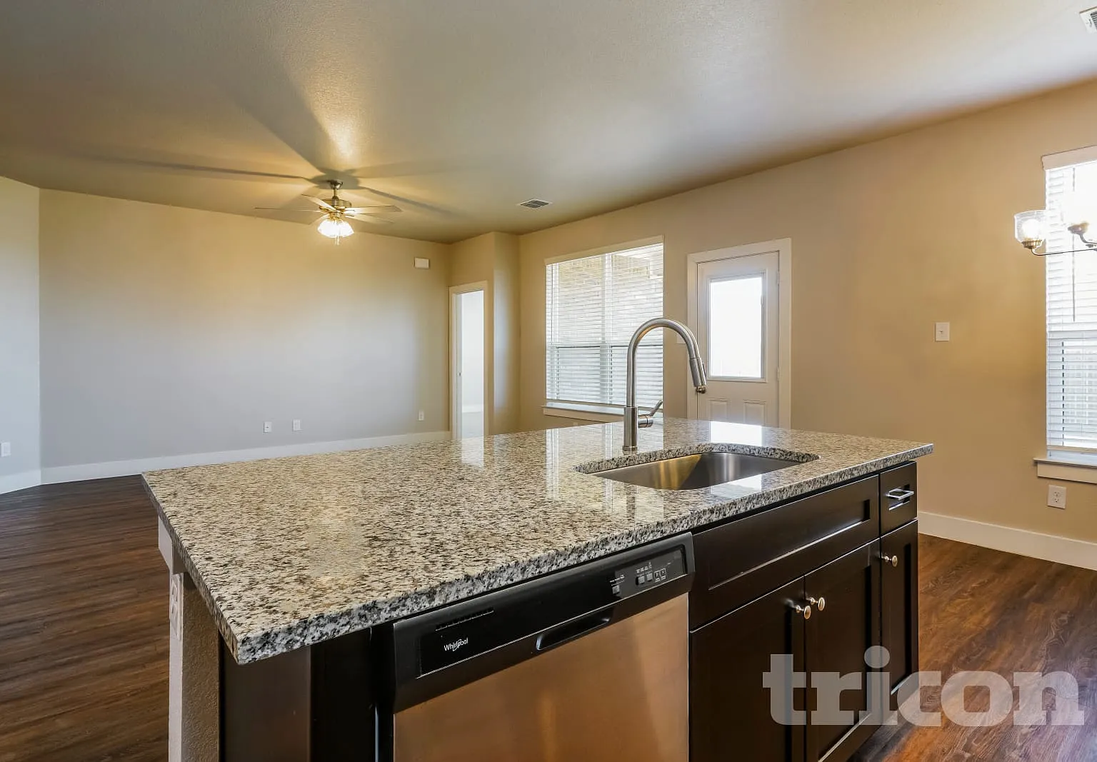 10316 Fort Ewell Trail Crowley TX — Photo 4