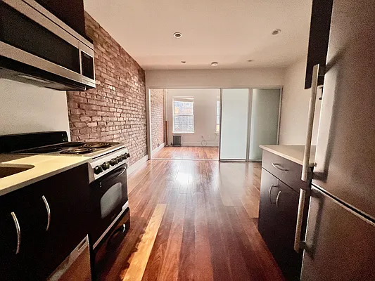 Rented by Keller Williams NYC | media 18