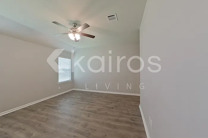 403 Mango Dr — Photo 15