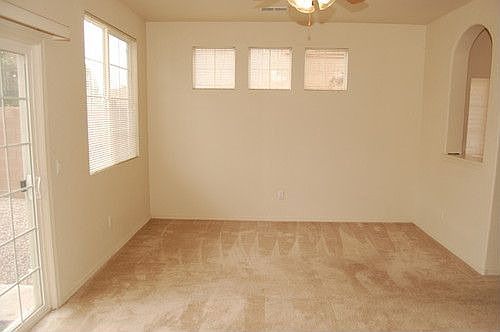 5th image of 10936 Hanalei Ave NE