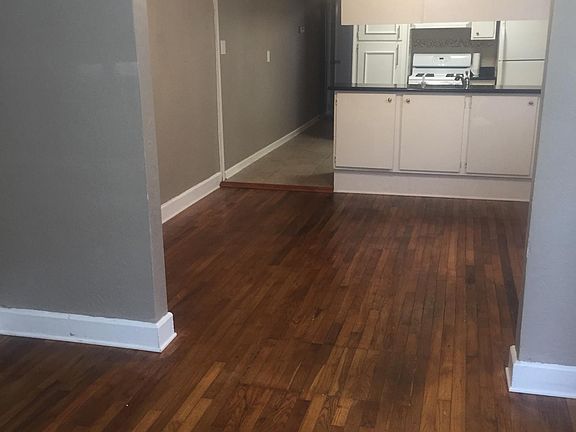 3rd image of 3606 W Metairie Ave N