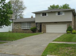 14500 Cherokee Trl, Middleburg Heights, OH 44130