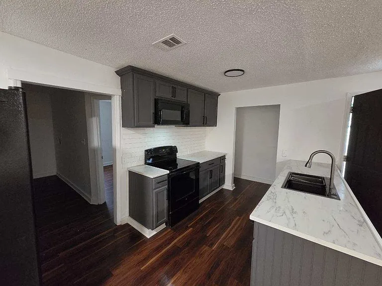 1545 Ibis Dr — Photo 5