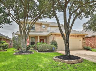 17503 Thicket Hollow Ln, Cypress, TX 77429