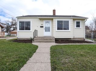322 7th Ave NW, Valley City, ND 58072