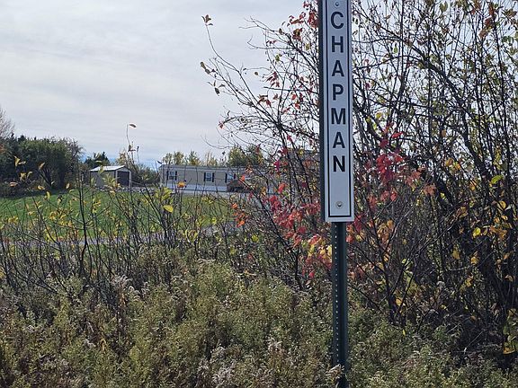3rd image of 405 Grendell Road
