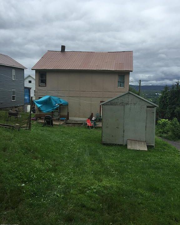 2nd image of 17 Cambria St