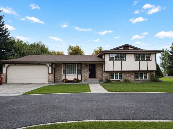 1081 N 4000 W