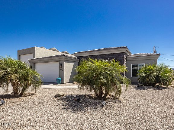 4th image of 2724 S Kiowa Blvd