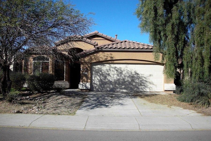 1st image of 38046 N Bonnie Ln