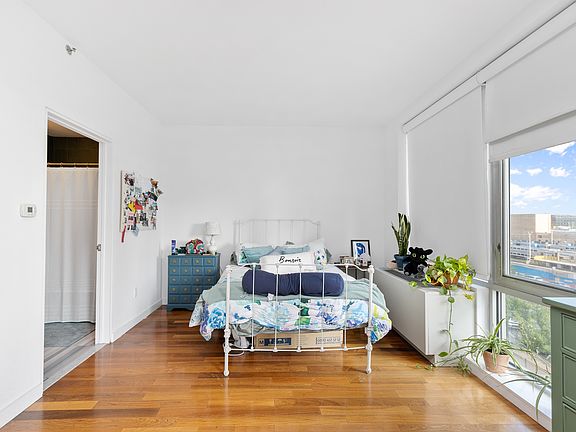 3rd image of 2-40 51st Ave #4F