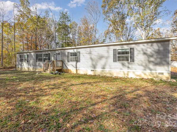 5651 Piney Grove Church Rd, Siler City, NC 27344