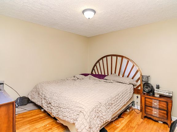 5th image of 1876 Barksdale Dr