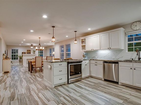 4th image of 1319 Lansford Ave
