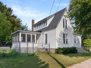 903 Wells St, Marinette, WI 54143