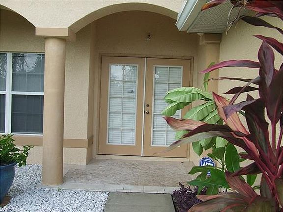 2nd image of 3712 NE 12th Pl