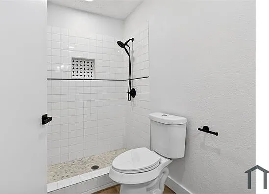 3808 Glover Dr — Photo 6