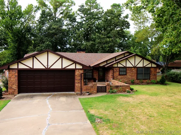 1001 Gail Farrell Dr, Durant, OK 74701