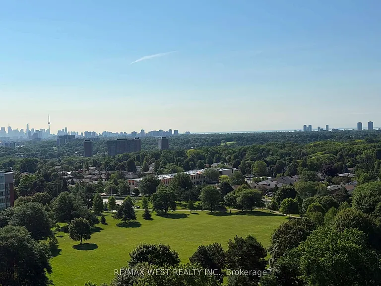 4010 Eglinton Ave W #1309 — Photo 13