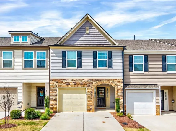 18 Clear Bead Ct, Clayton, NC 27527