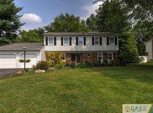 125 Parker Rd #0, Plainsboro, NJ 08536