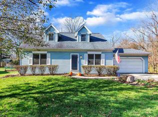 51941 Kenilworth Rd, South Bend, IN 46637