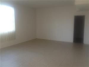 5th image of 5230 Avenida De Las Vistas