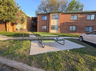 Town and Campus Apartments, Springfield, MO 65802