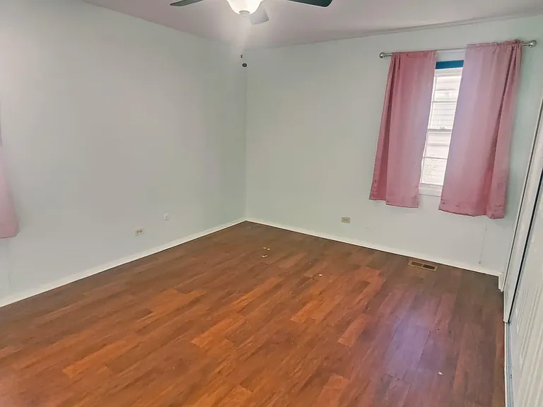 831 Silver Rock Ln — Photo 8