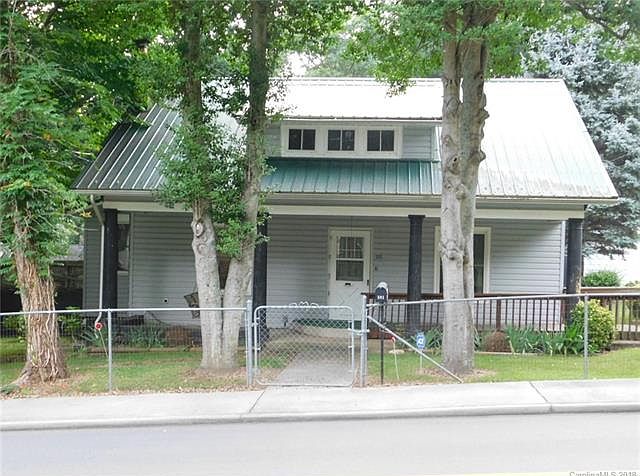 1st image of 591 East St