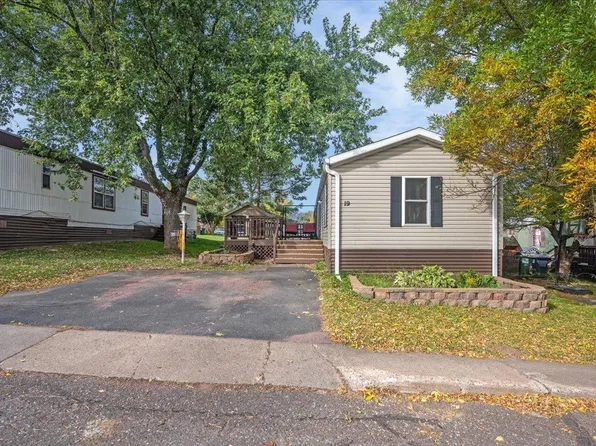 19 Holly Ln, Duluth, MN 55810