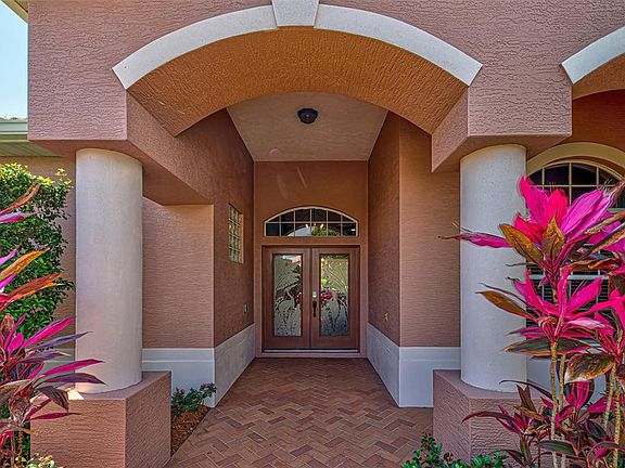 2nd image of 5319 Pine Shadow Ln