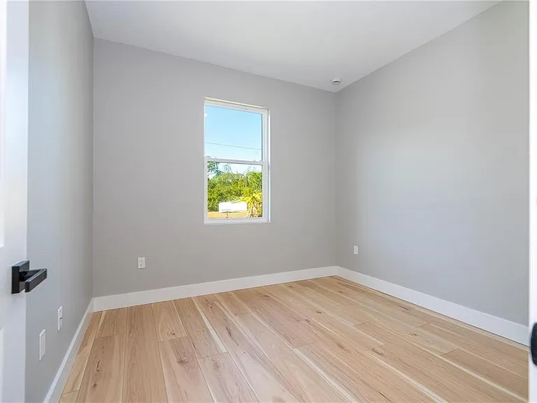 15 Ramblewood St — Photo 41
