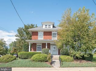 228 E State St, Quarryville, PA 17566