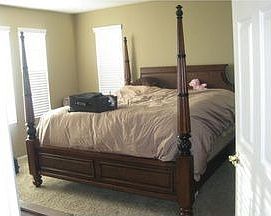 4th image of 35801 Gatineau St